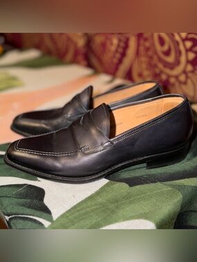 MEZLAN PLATINUM “Claude” Classic Black Leather Men’s Loafers, size 8